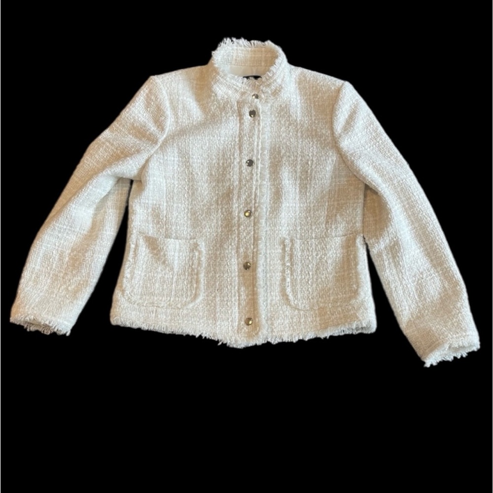 Ann Taylor Winter White Textured Blazer – Size 4